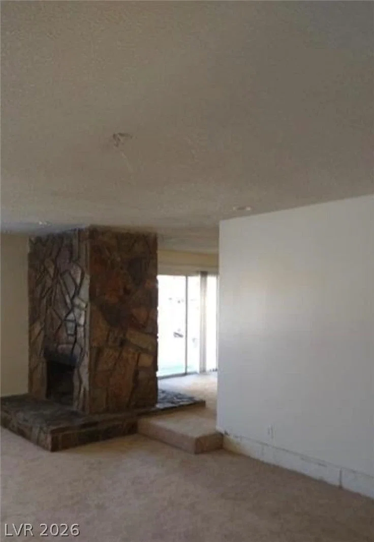 212 Bradshaw Way photo 5