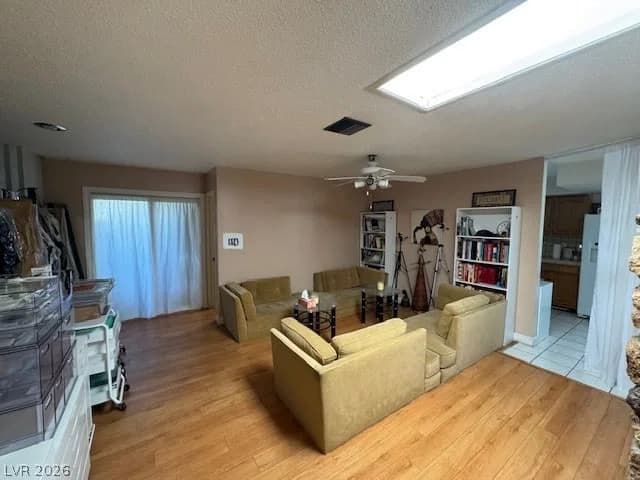 2300 Oakey Boulevard photo 4