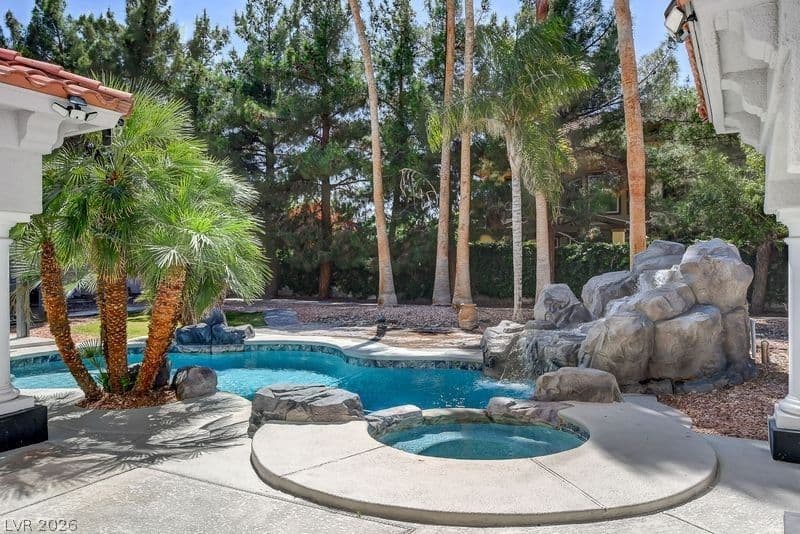 3465 Pama Lane photo 3