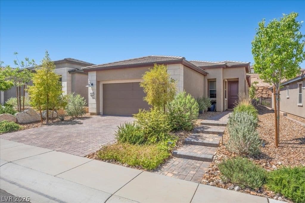 49 Stone Bluff Lane