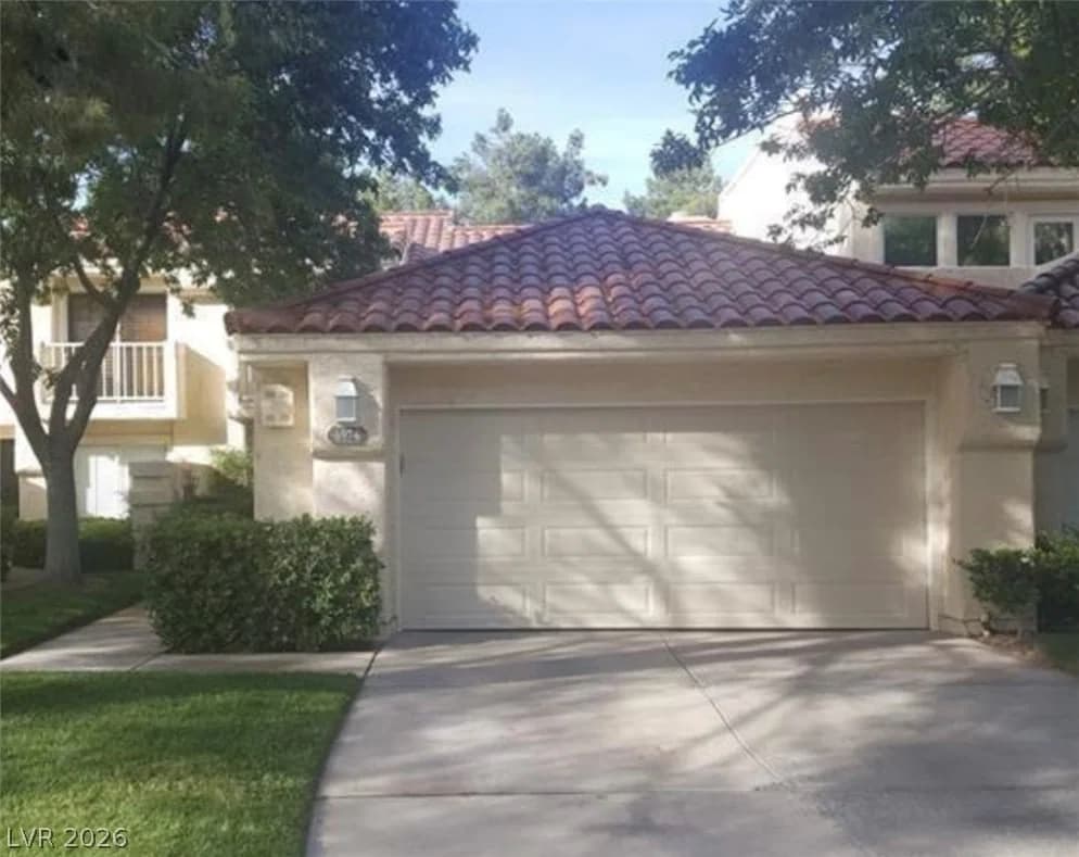 6974 Emerald Springs Lane