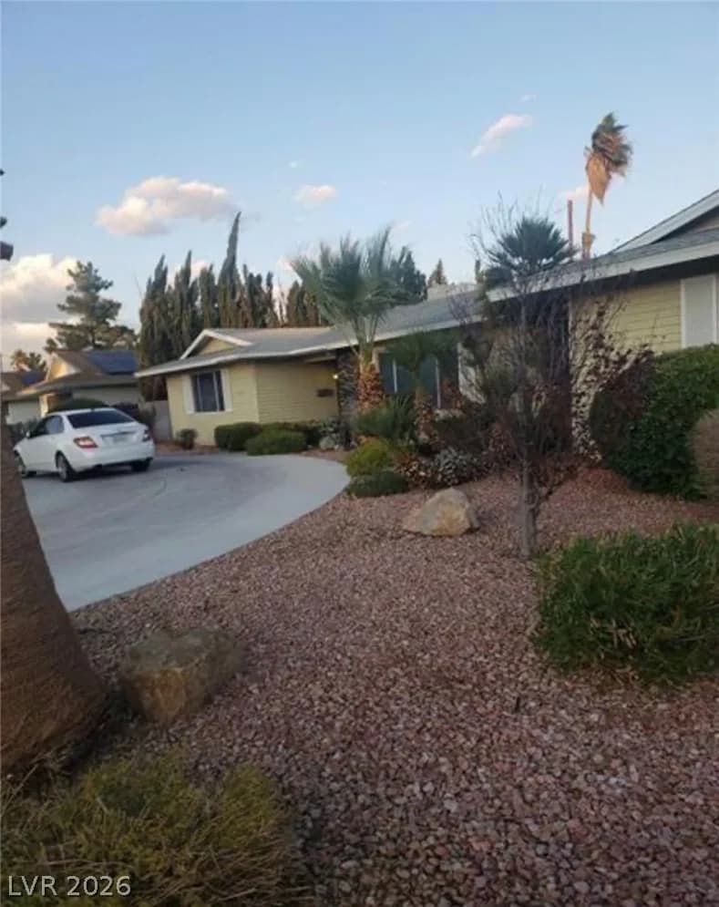 4228 Gaye Lane photo 4