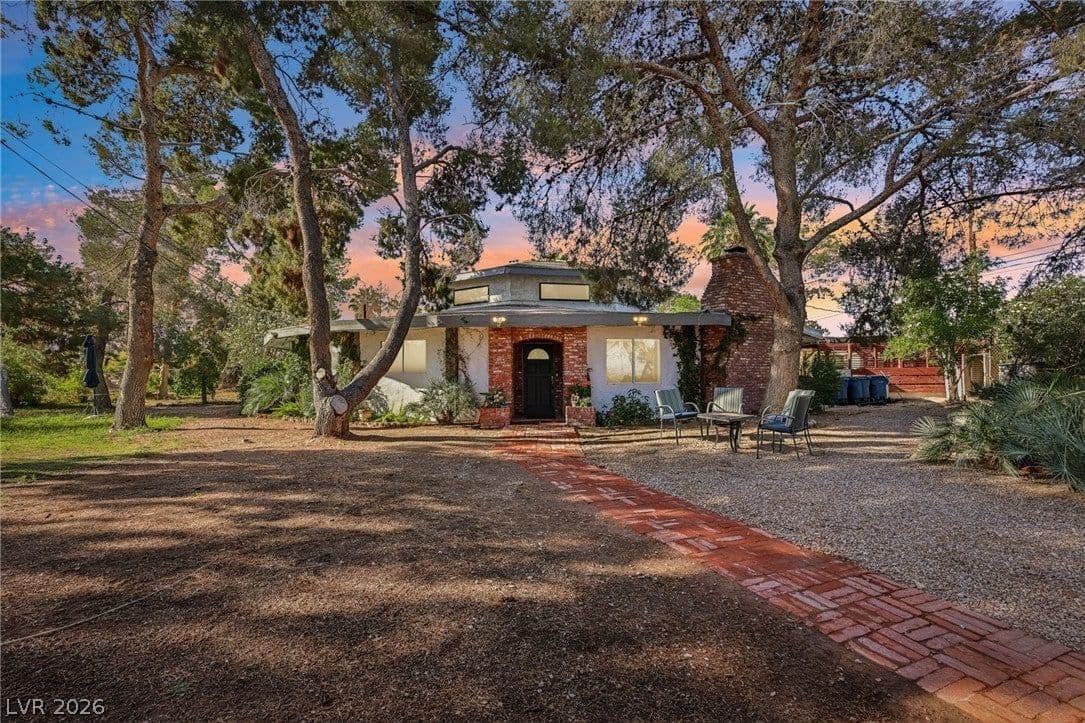 55 Siddall Avenue