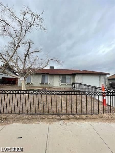 915 MAJOR Avenue