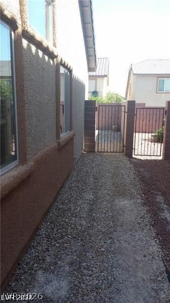5116 Blue Rose Street photo 5