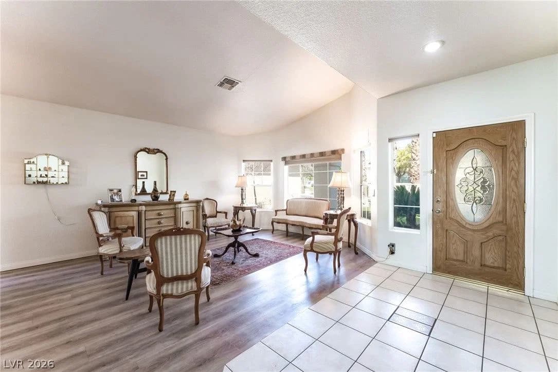 8048 Marbella Circle photo 5