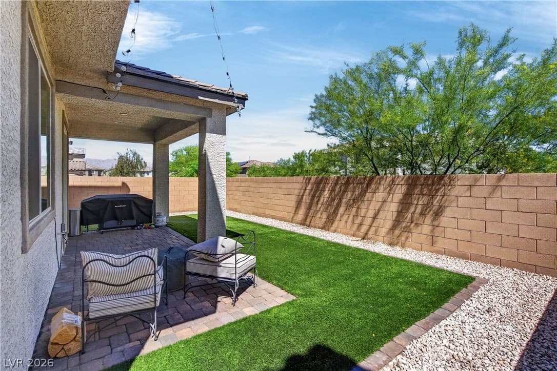 4528 Anspach Street photo 4
