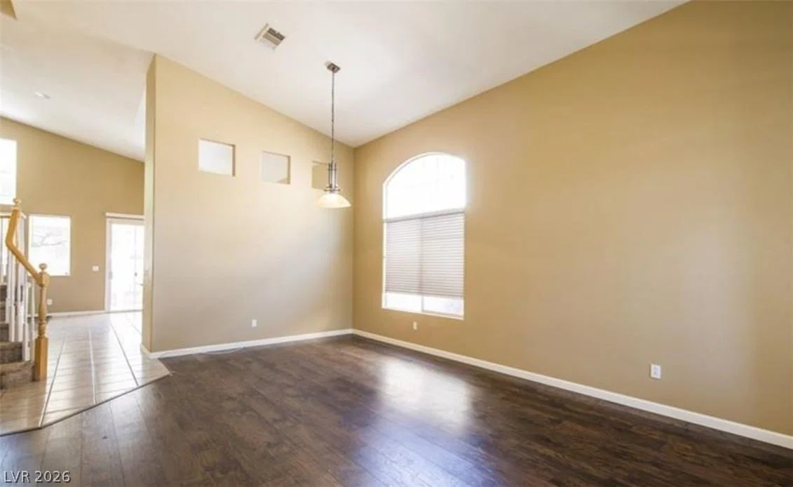 10128 Cypress Glen Avenue photo 2