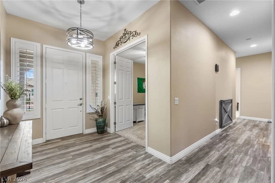 8089 Soledad Canyon Street photo 3