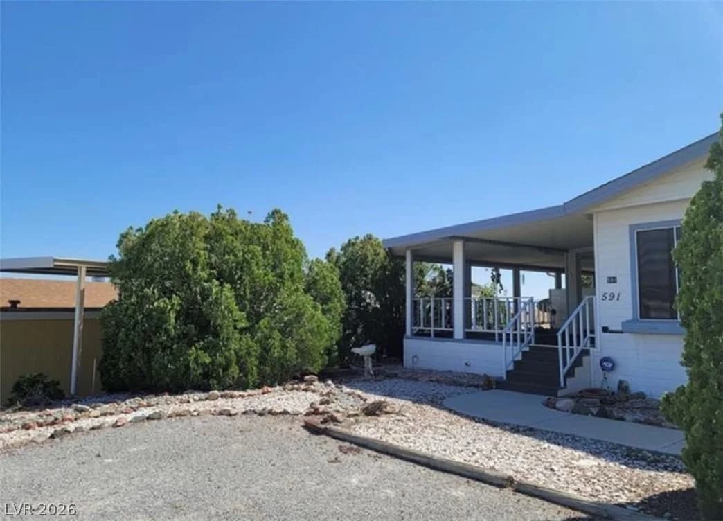 591 Lake Superior Lane photo 3