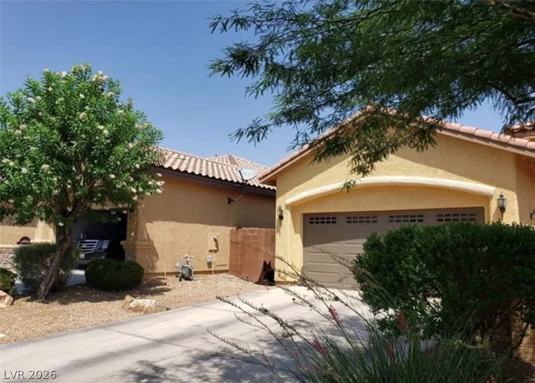 9338 Wilderness Glen Avenue photo 2