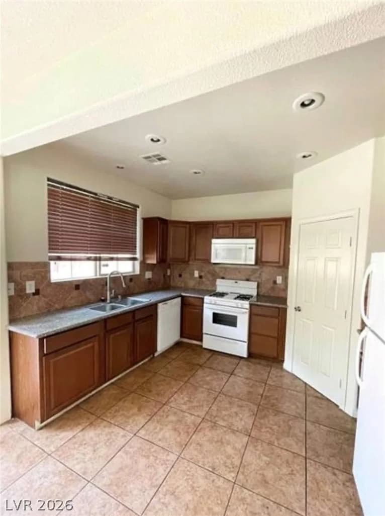 5445 Indian Cedar Drive photo 3