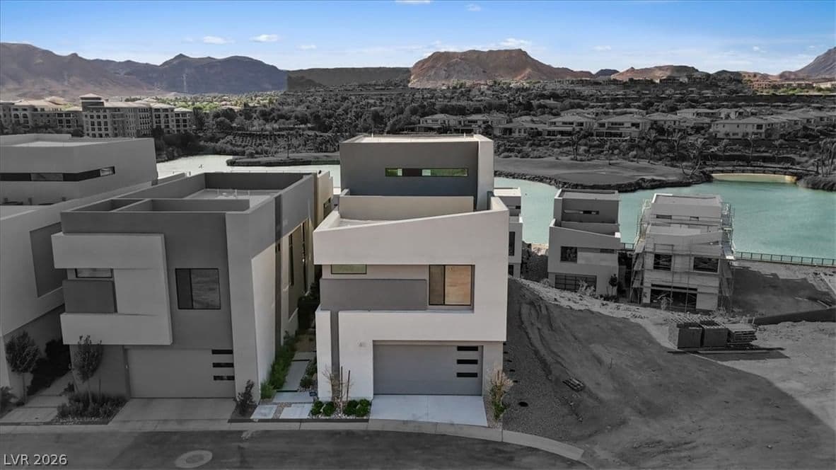 40 Heron Harbour Drive photo 2