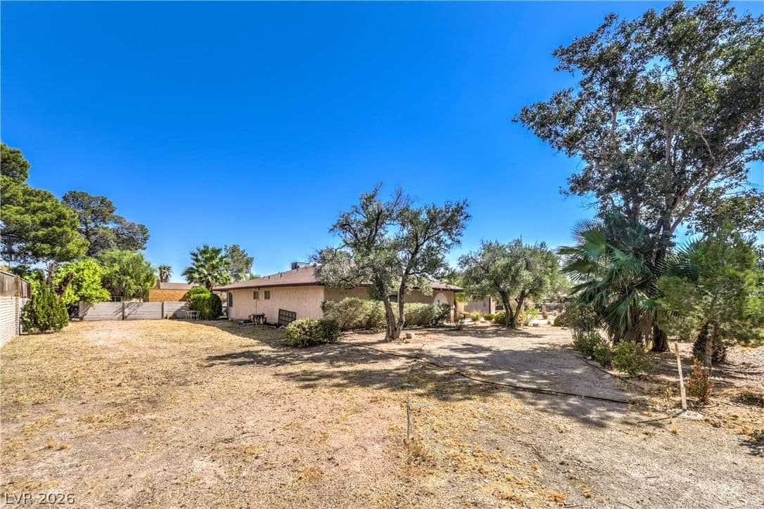 2880 Red Rock Street photo 3