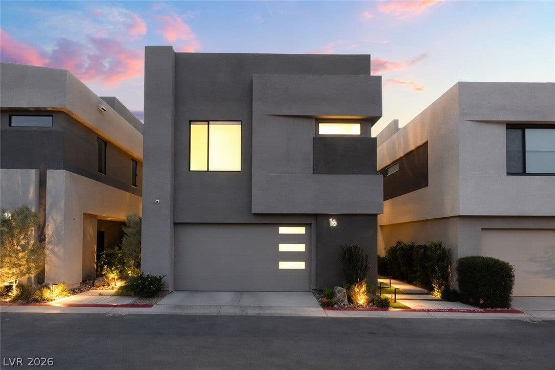 16 Heron Harbour Drive photo 4