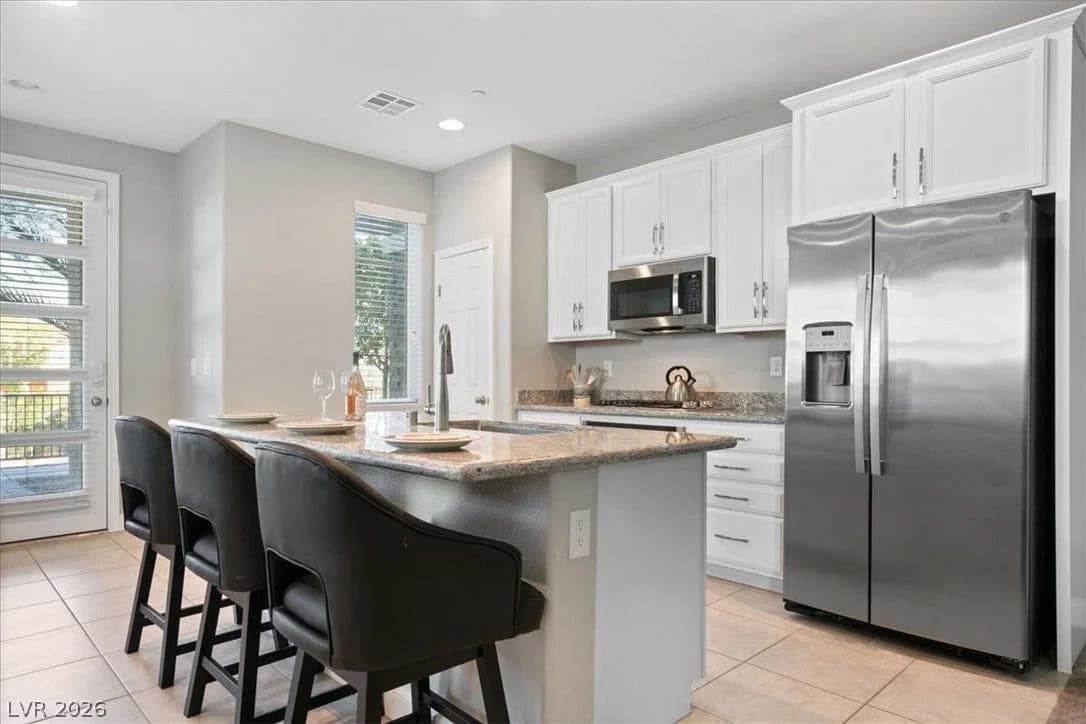 40 Kimberlite Drive photo 5