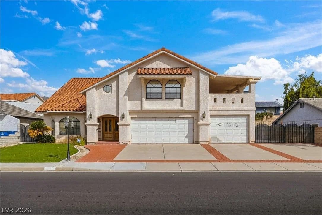 2256 River City Drive photo 2