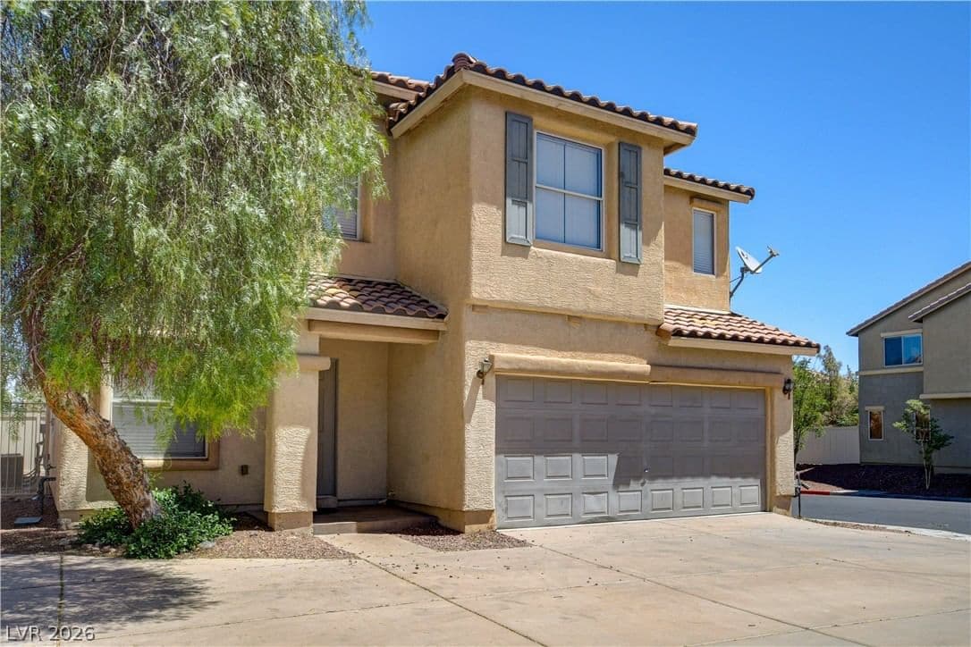 535 Albacate Street photo 4
