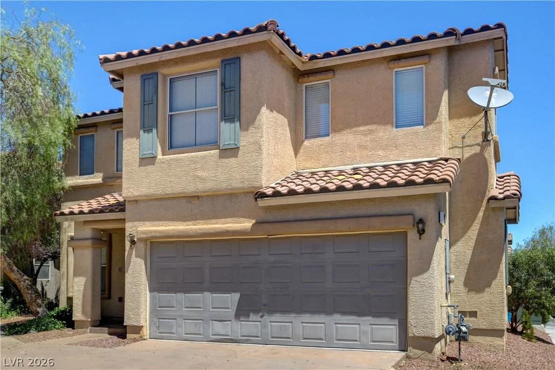 535 Albacate Street photo 2
