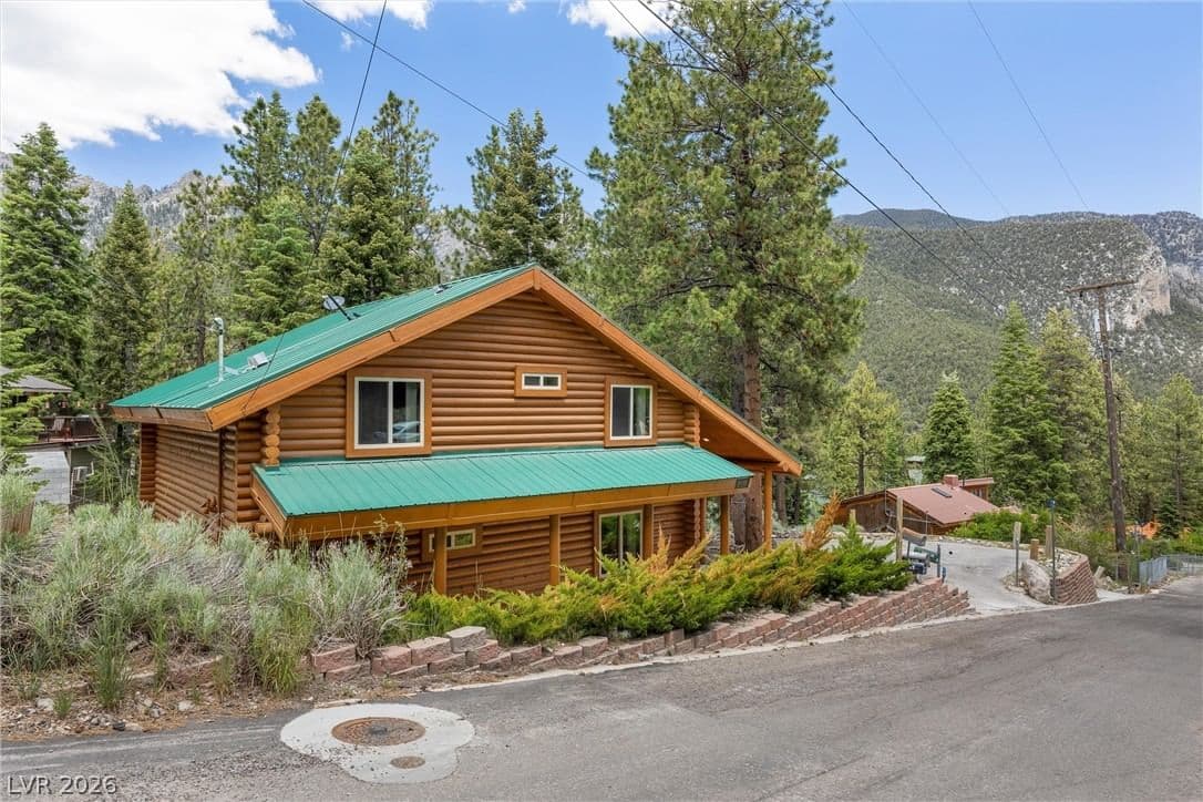 401 Alpine Way photo 5
