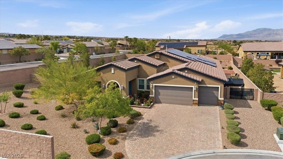 10380 Mystic Ledge Court photo 5