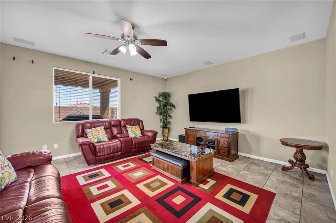 6928 Laurel Falls Court photo 5
