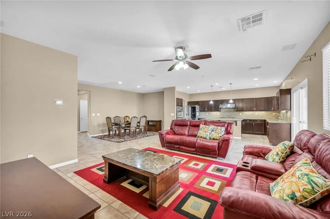 6928 Laurel Falls Court photo 4
