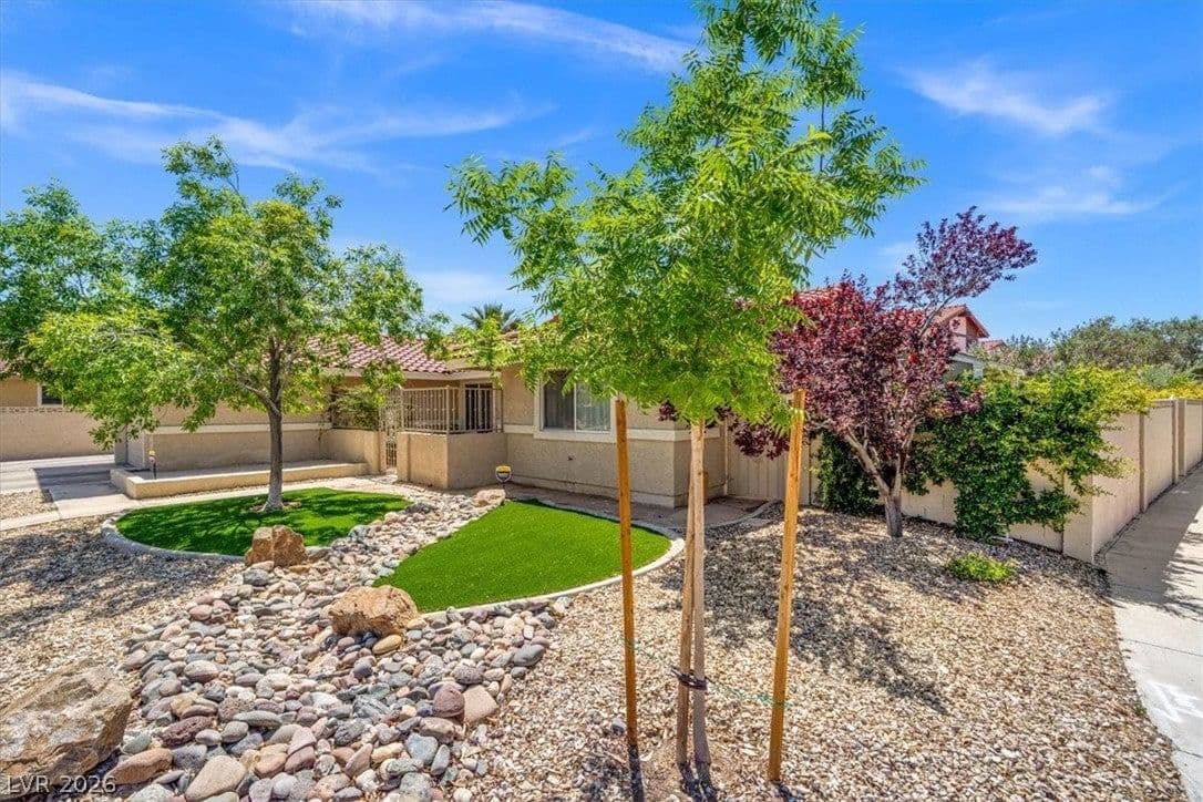 1512 Padova Drive photo 2