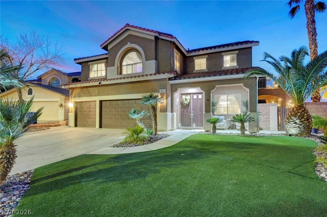 1033 Ocean Shell Street photo 2
