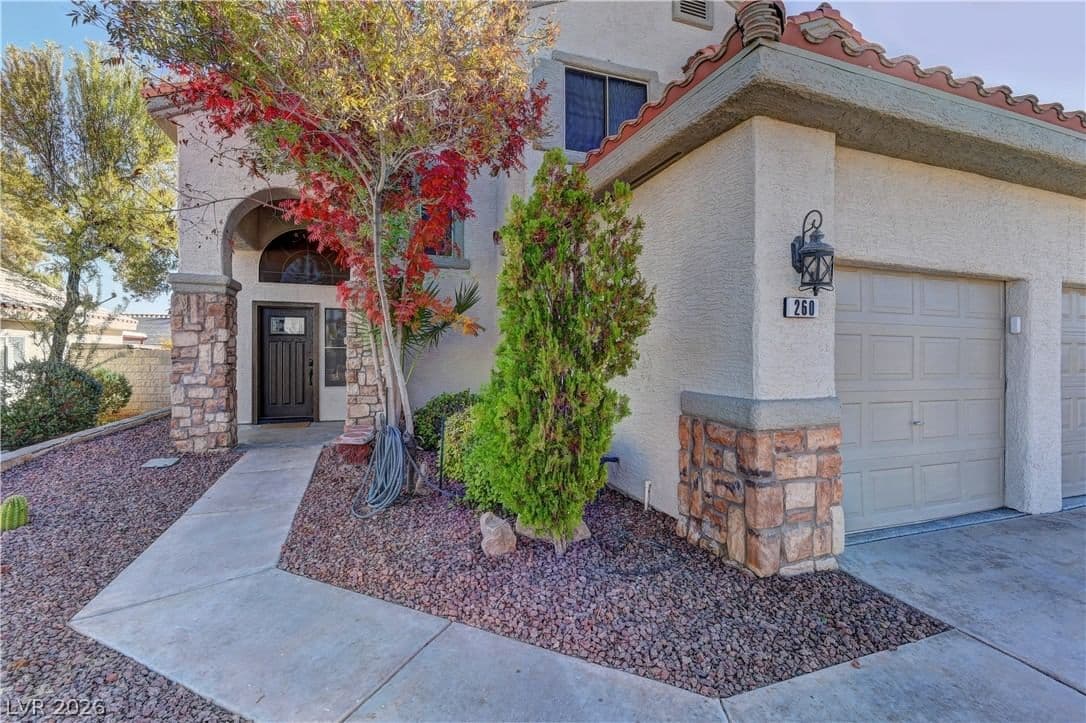 260 Corvallis Court photo 2