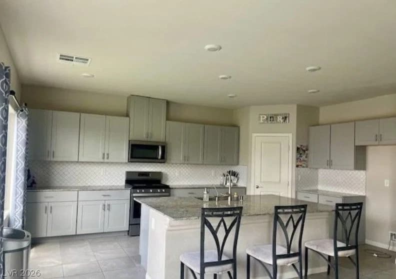 941 Twincrest Avenue photo 3