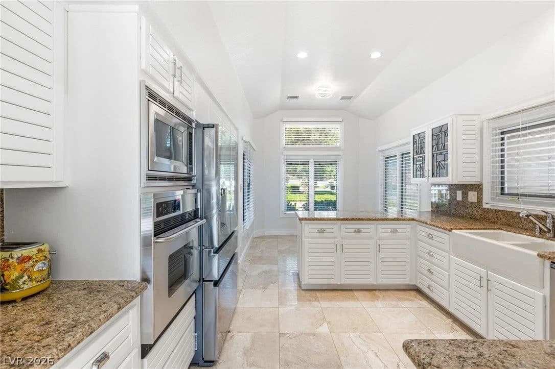7943 Harbour Towne Avenue photo 4