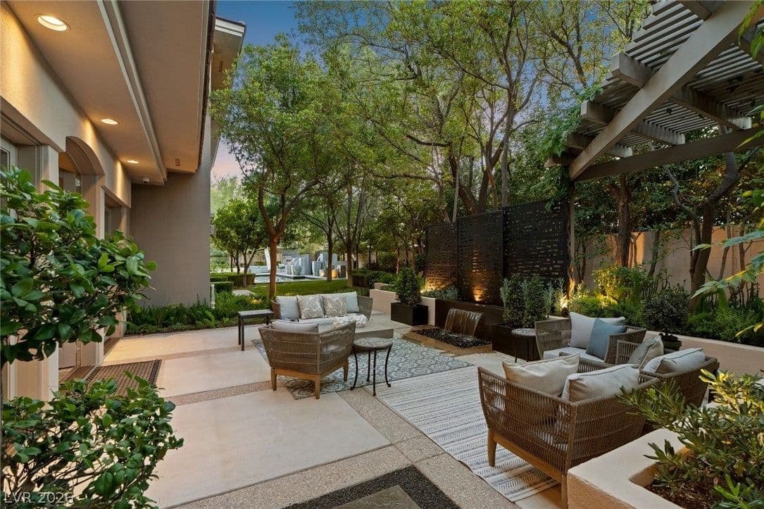 9504 Balatta Canyon Court photo 5