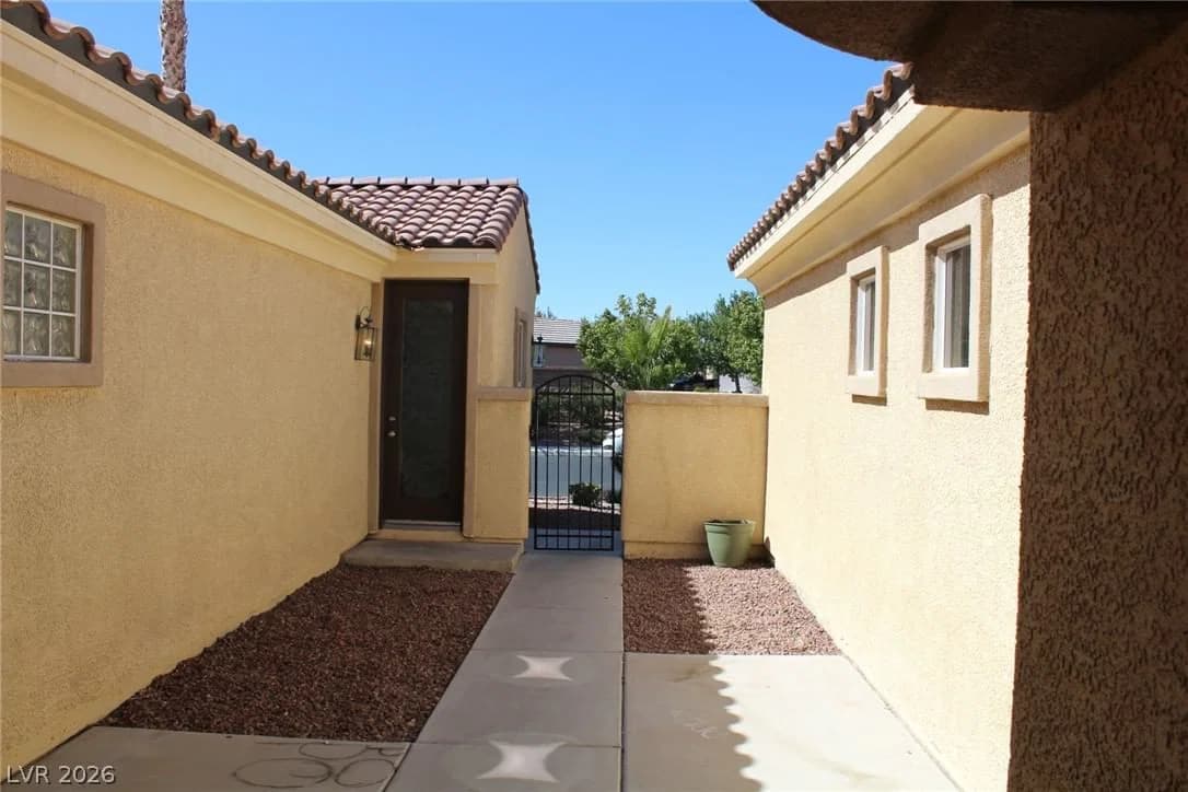 8412 River Ridge Drive photo 5