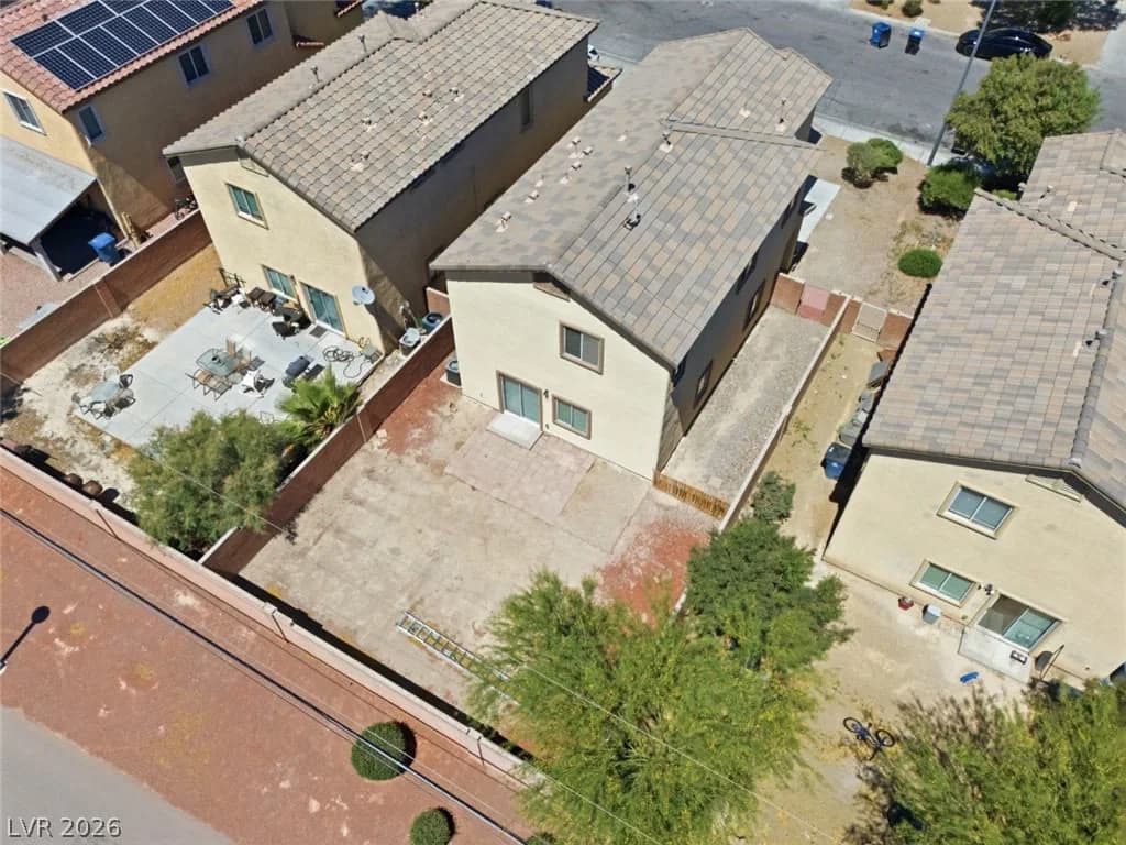 41 Rosa Rosales Court photo 4