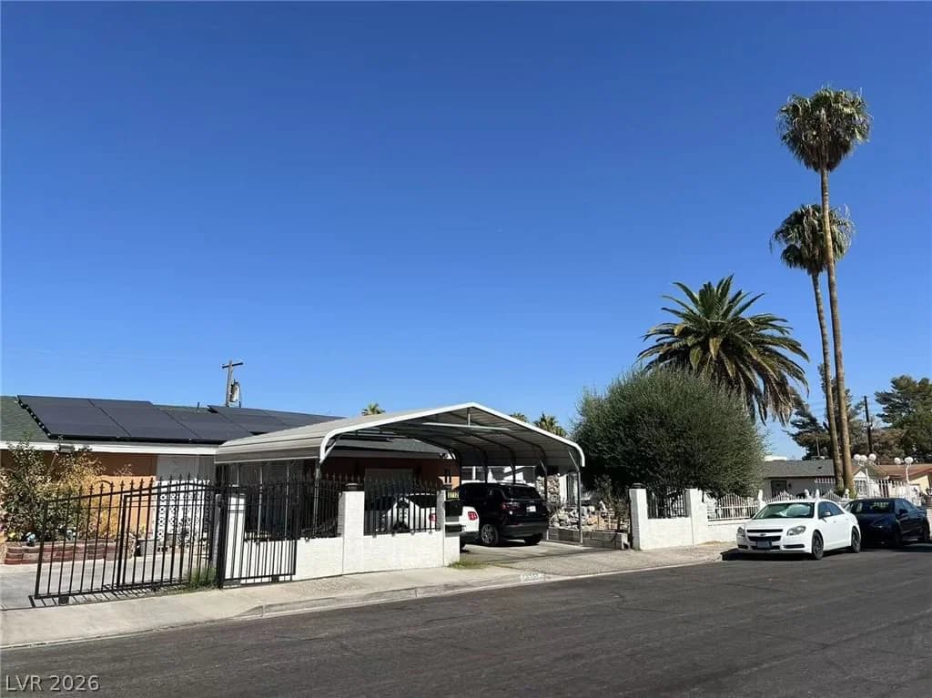3712 San Joaquin Avenue