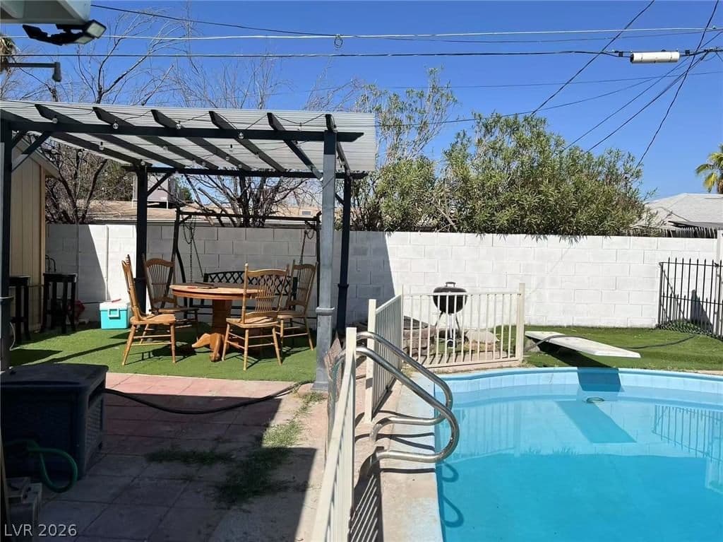 3712 San Joaquin Avenue photo 3