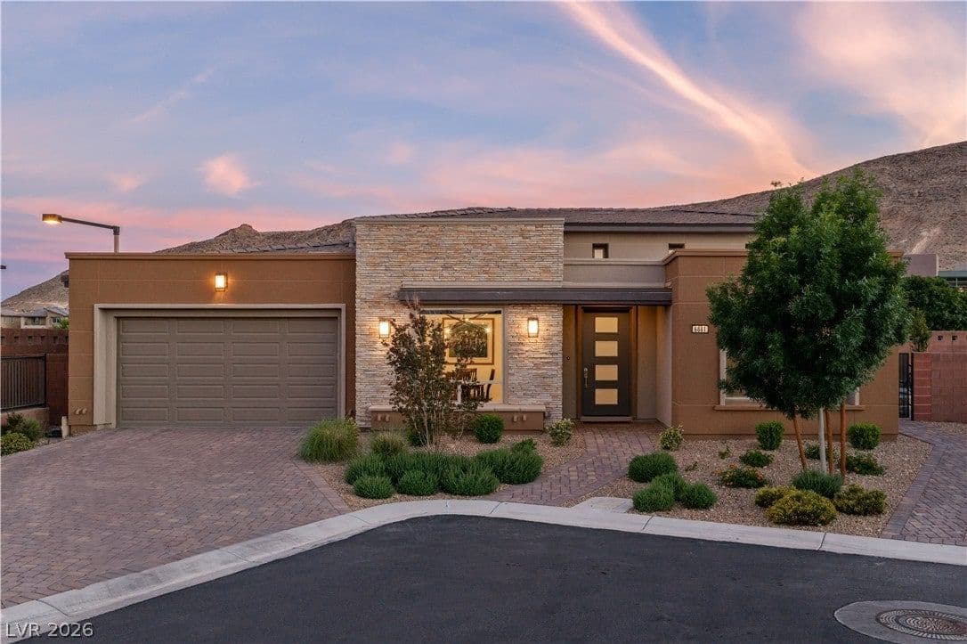 6881 Wood Clover Court photo 5