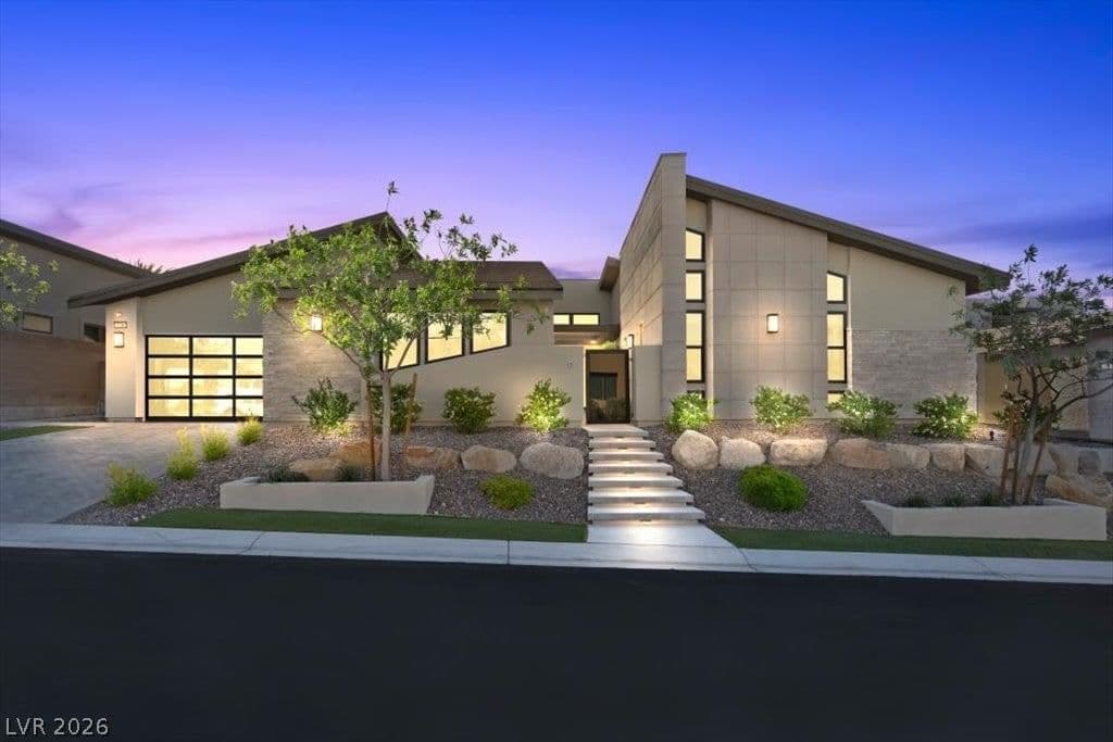 779 Bolide Street photo 3