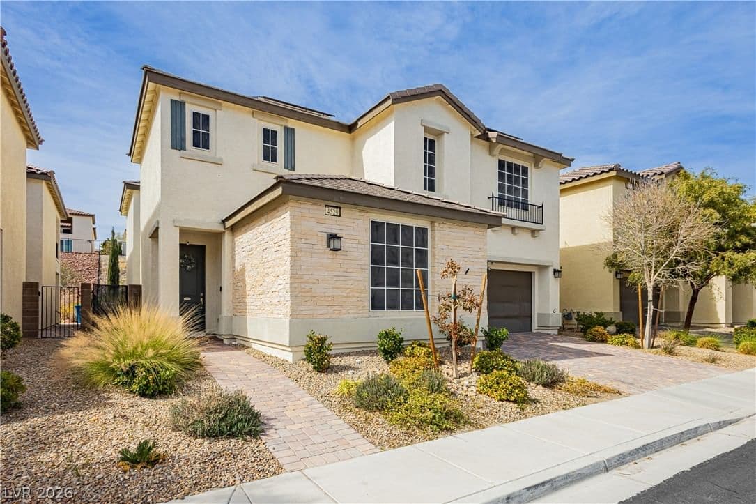 4529 Eagle Nest Peak Street