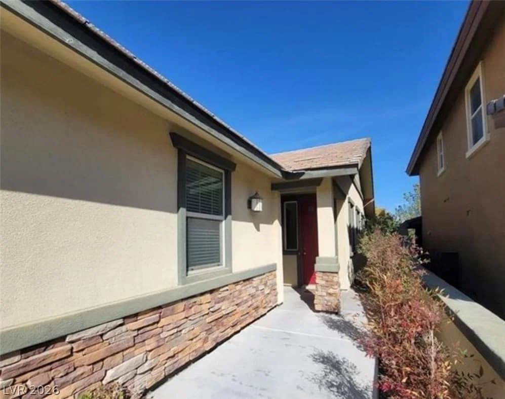 5564 Bethany Bend Drive photo 2