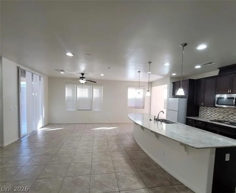 5564 Bethany Bend Drive photo 4