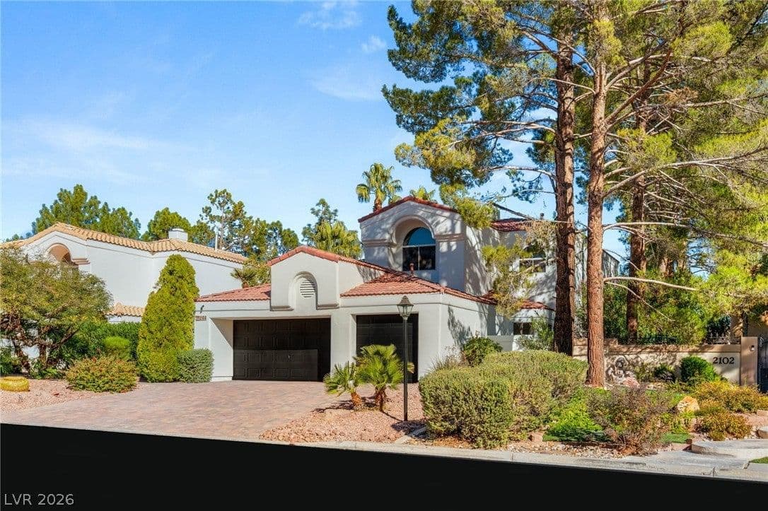 2104 Inverness Drive