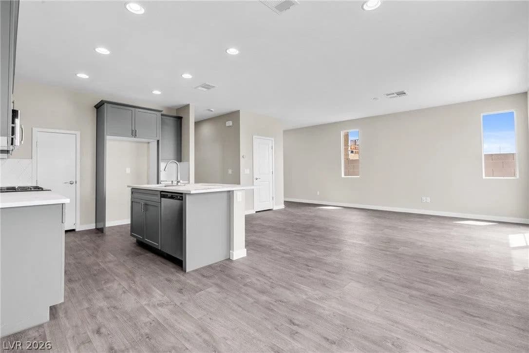 10531 Tranquil Cove Court photo 3