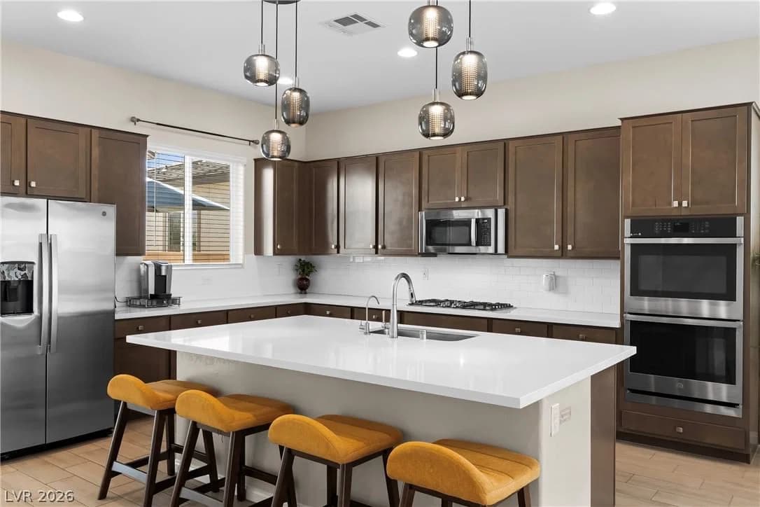 6009 La Coste Street photo 4
