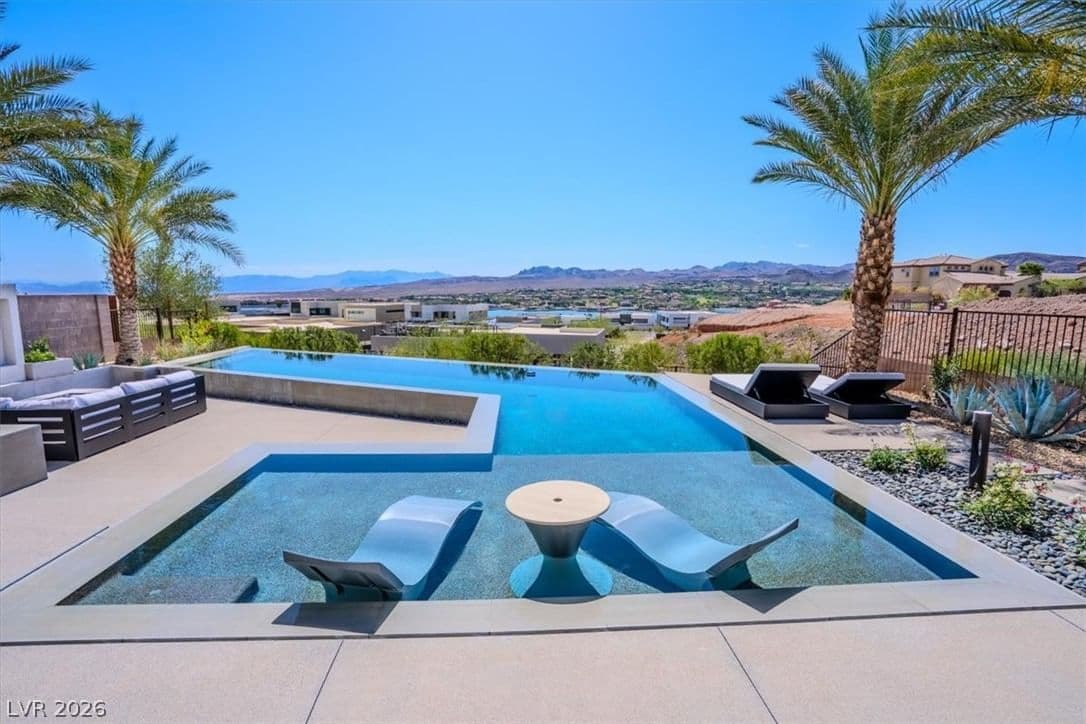 12 Falling Canyon Court photo 4