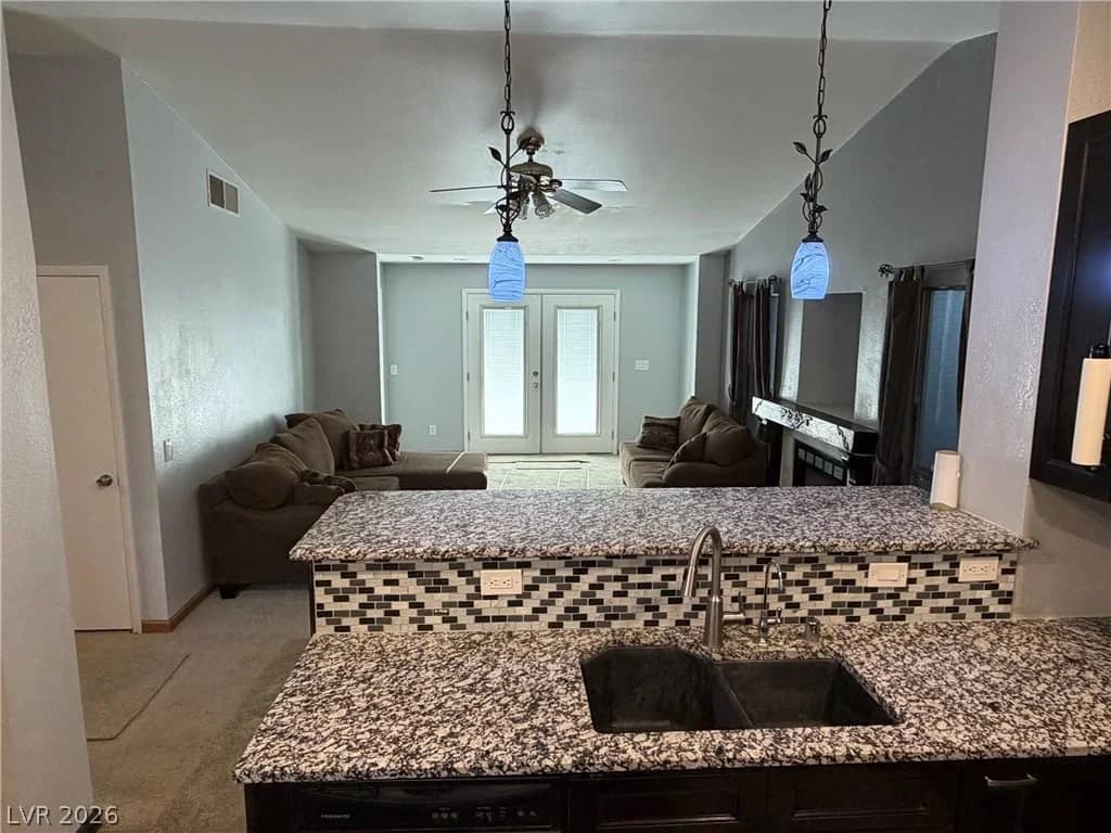 5033 Crystal Breeze Lane photo 4
