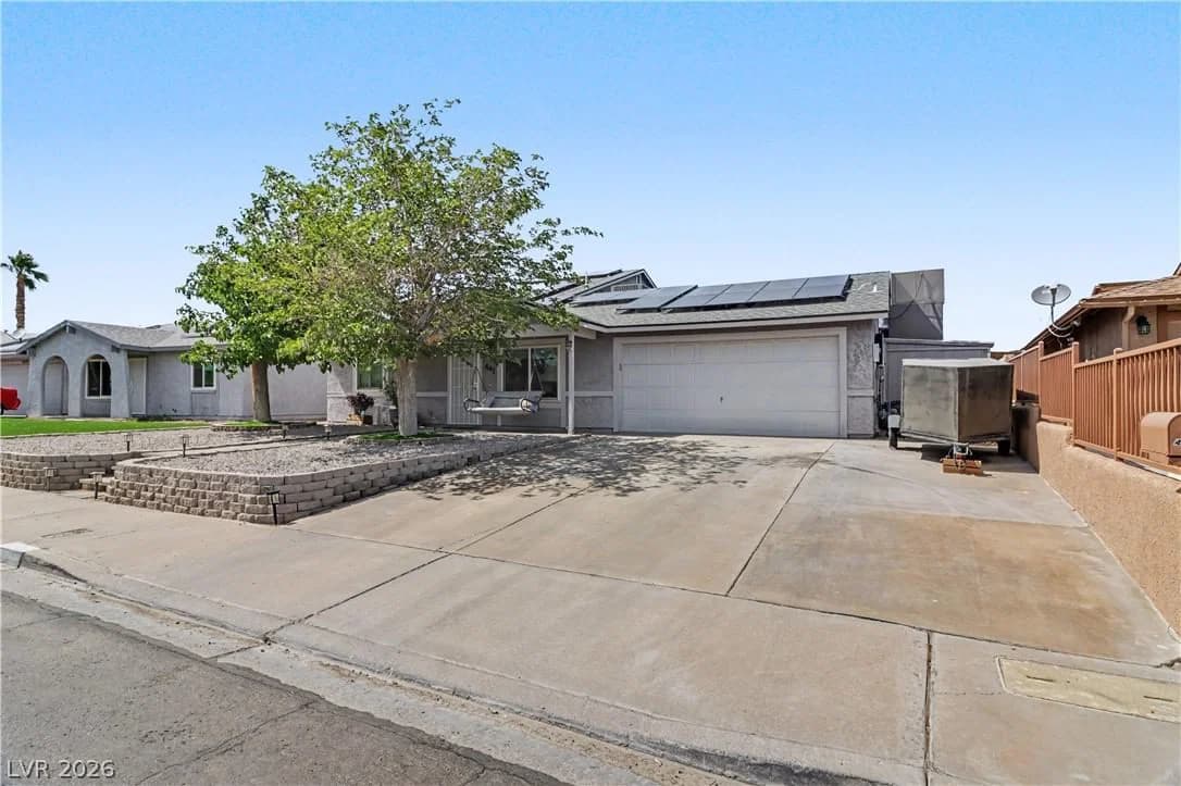 441 Longtree Avenue photo 2