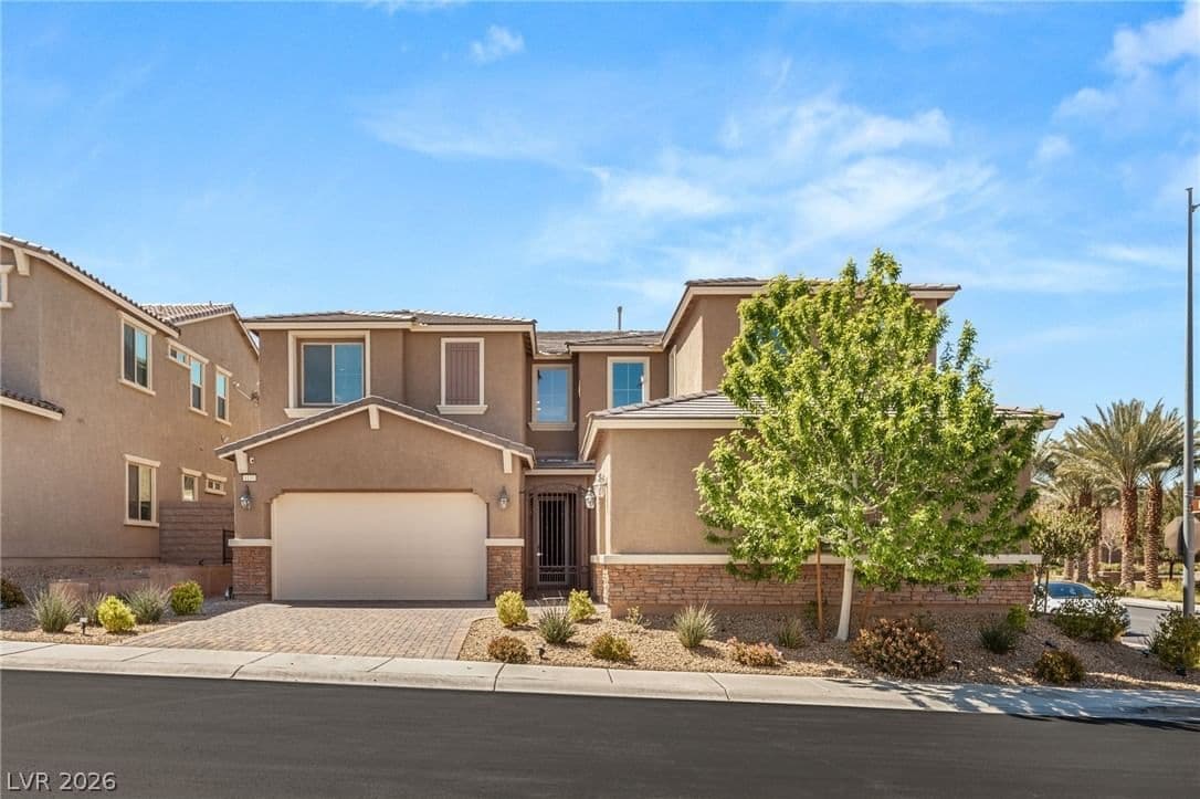 1133 Pandora Canyon Street photo 2