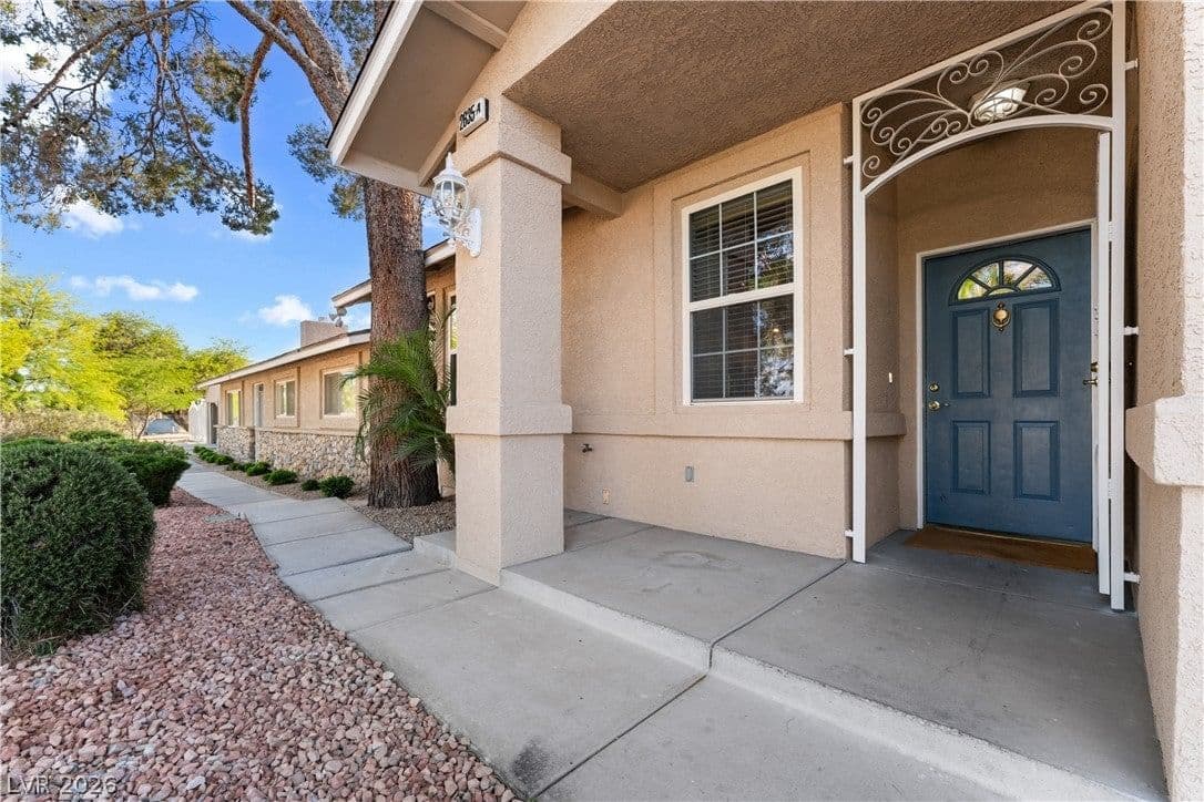 2635 El Camino Road photo 4